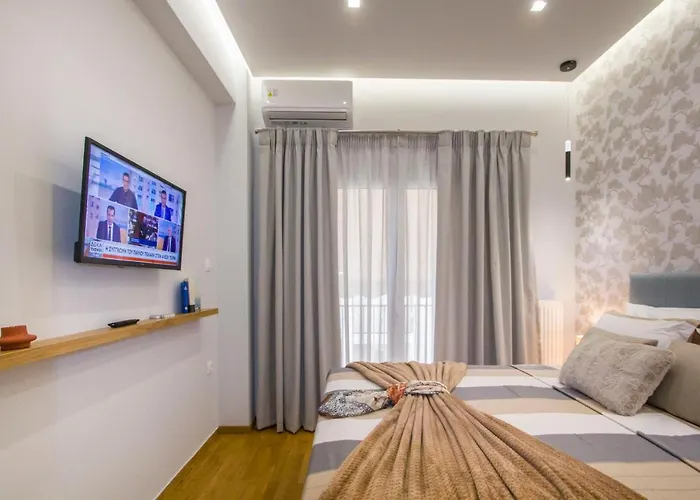 Luxurious Apt Near Ampelokipoi Metro Station