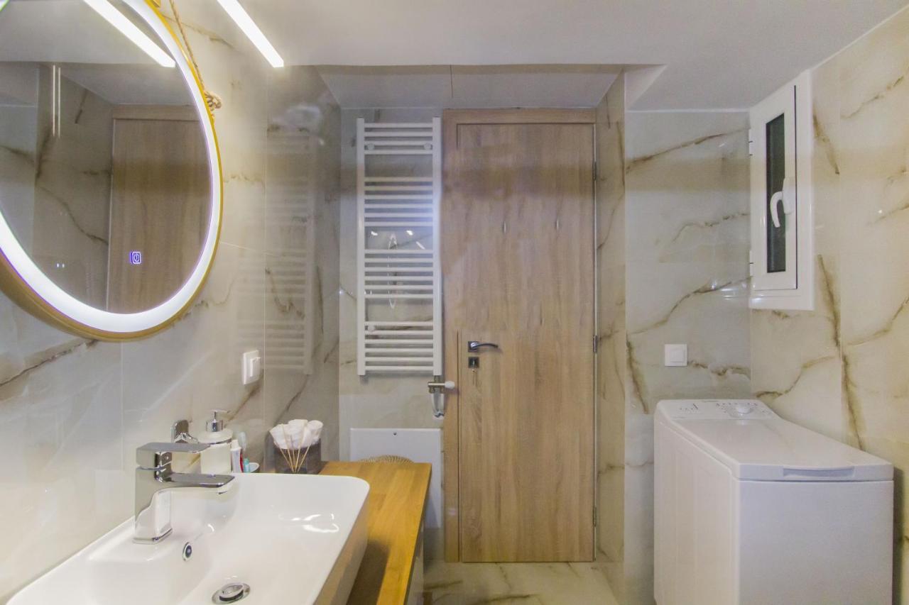 Luxurious Near Ampelokipoi Metro Station Appartement Athènes